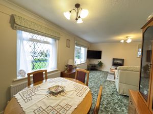 DINING AREA- click for photo gallery